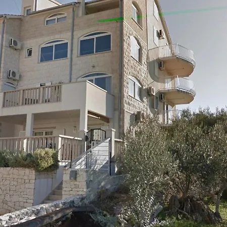 Dani - Appartamento Sutivan