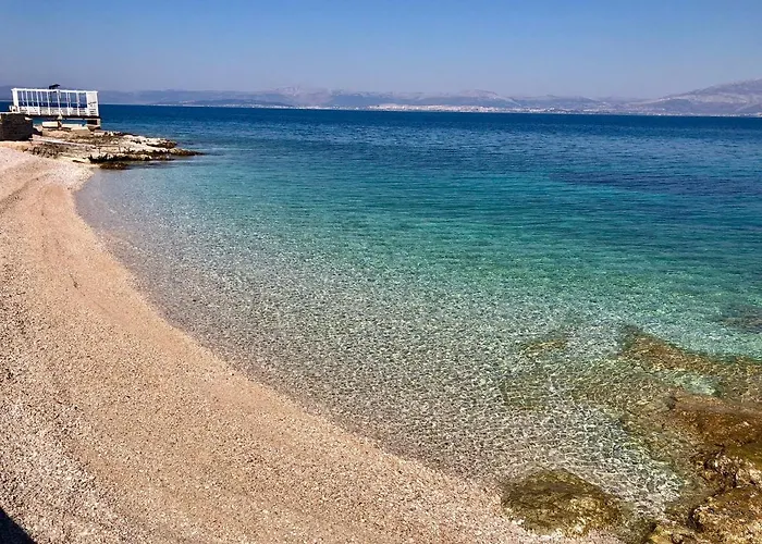 Dani - * سوتيفان